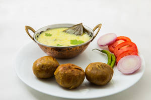 Kadi & Baati (serve-1)
