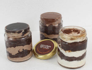 Combo Of 3 Jar Cakes (egg)