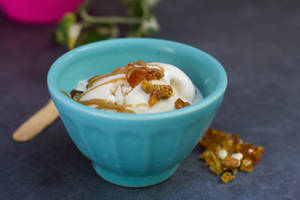 Butterscotch Almond Brittle Ice cream