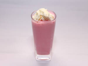 Strawberry Lassi (200 ml)