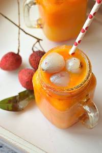 Lychee And Mango Smoothie