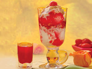 Strawberry Sundae