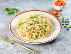 Veg Hakka Noodles
