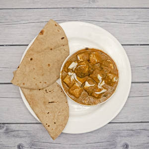 5 Pcs Roti Thali With Paneer Masala