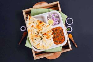 Rajma & Bread Kulcha Lunchbox