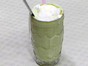 Avocado Milkshake with Ice cream
