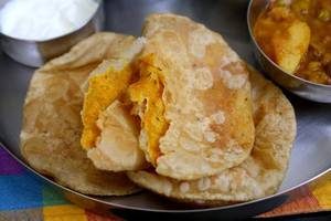 Sattoo Kachori (04pcs) +sabji