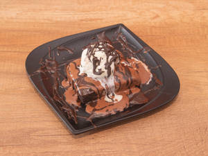 Tripple Choco Loaded Brownie 