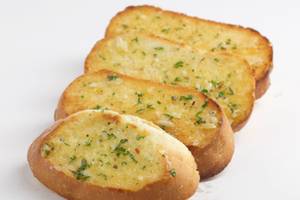 P-62 Garlic Bread (4 Pcs)