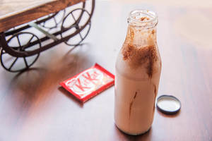 Kit Kat Daniels Milkshake