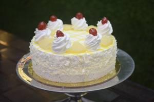 Pineapple Half Kg 