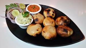 Desi Ghee Litti Chokha