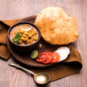 Poori Chana