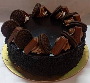Fancy Chocolate Mousse Cake 900gm