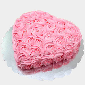Eggless Heart Shaped Strawberry Rose Cake