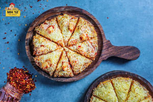 Onion Garlic Cheese Pizza