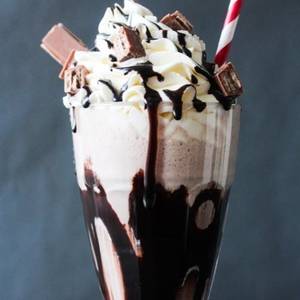 Kit Kat Shake
