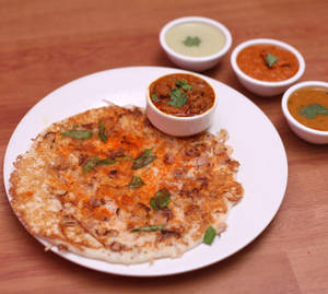 Onion Tomato Uttapam