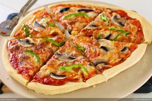 Veg Mushroom Pizza