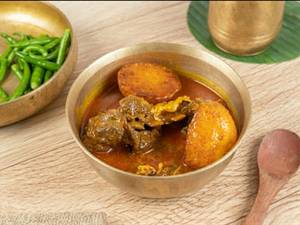 Kochi Pathar Mangshor Jhol ( 2 Psc )/Full( 4 Psc )