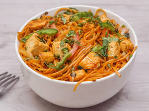 Veg Singapuri Chow Mein