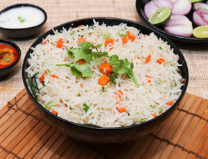 Veg Fried Rice (300 Gms)