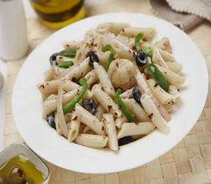 Turkish White Sauce Penne Pasta - Veg