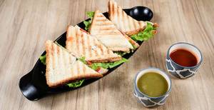 Vegetable Sandwich ( Toast )