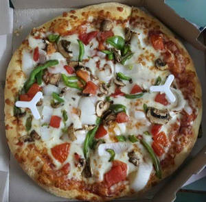 Fresh Veg Pizza