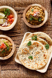 Chole Kulcha