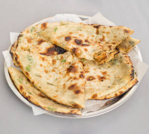 Paneer Stuffed Naan