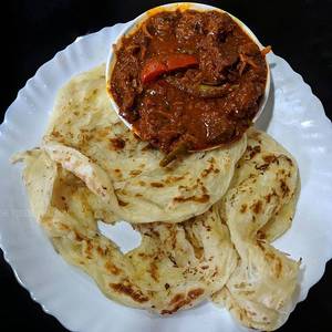 Parotta (2) + Half Chettinad Chicken Gravy