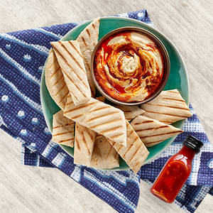 Hummus, Pita Strips & PERi-PERi Drizzle