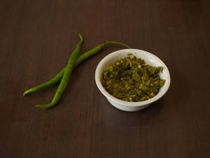 Mirchi Thecha