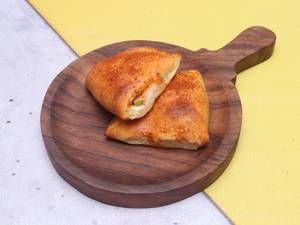 Spicy Veg Calzone