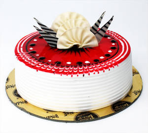 Strawberry Magic Cake