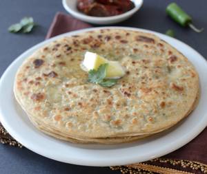 Methi Paratha 2pc