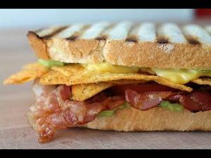 Cheese Jalapeno Nachos Sandwich