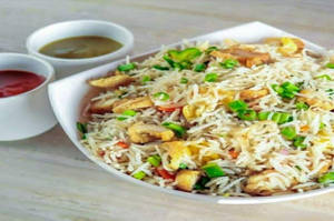 Chicken Fried Rice - Served With Raita And Salan (serves 1)