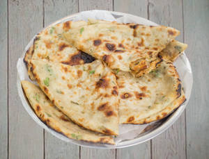 Stuffed Naan (1 Pc) 