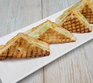 Grilled Masala Sandwich
