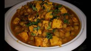 Aloo Chola