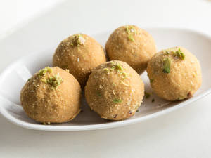Besan Ladoo