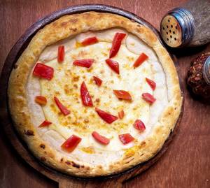 Medium Cheese And Tomato Pizza