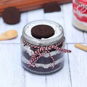 CHOCOLATE OREO JAR CAKE                              