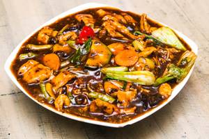 Chicken Pan Fried Noodles with Black Bean Sauce