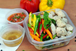 200 Gm Chicken Breast With Assorted, Protein Power