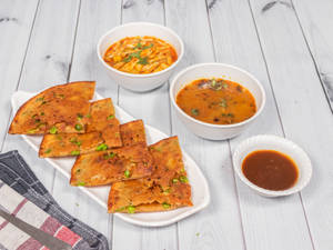 Aloo Matar Paratha Thali