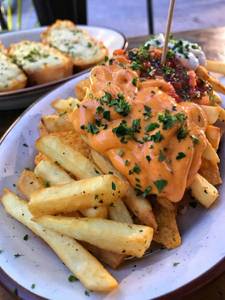 Nachos & Fries Platter