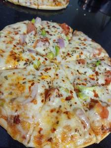 8" Veg Village Pizza